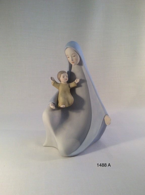 Jomfru Maria med Jesus-barnet B x H: 16 x 27, kolorert